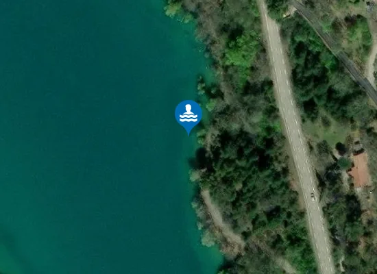 Satellite image of PROXIMITE LAC