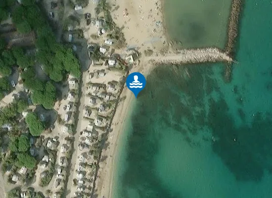 Satellite image of PLAGE LA FAVIERE