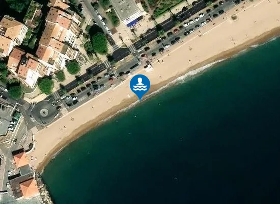 Satellite image of LE CAPITOLE