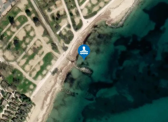 Satellite image of PLAGE DE SAINT PONS