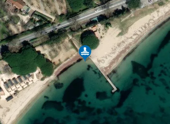 Satellite image of PLAGE DU GROS PIN
