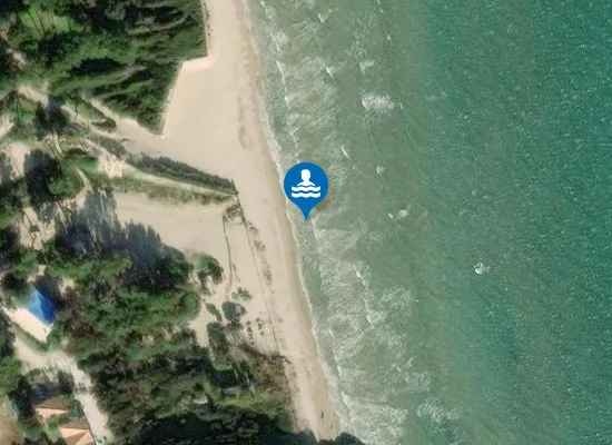Satellite image of PLAGE BADINE GIENS