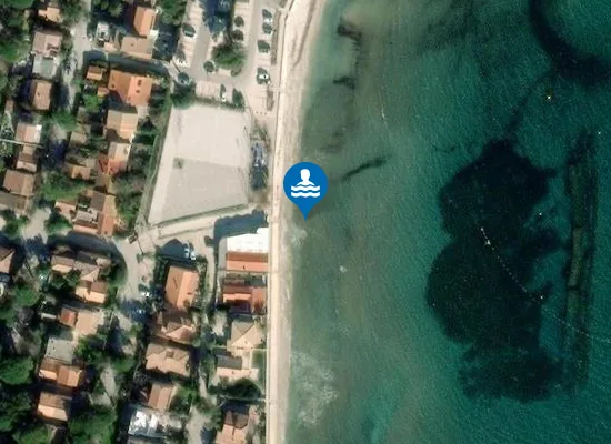 Satellite image of PLAGE LA CAPTE-VILLAGE