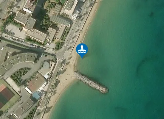 Satellite image of BATAILLER CENTRE (ENTRE LES COURS D'EAU)