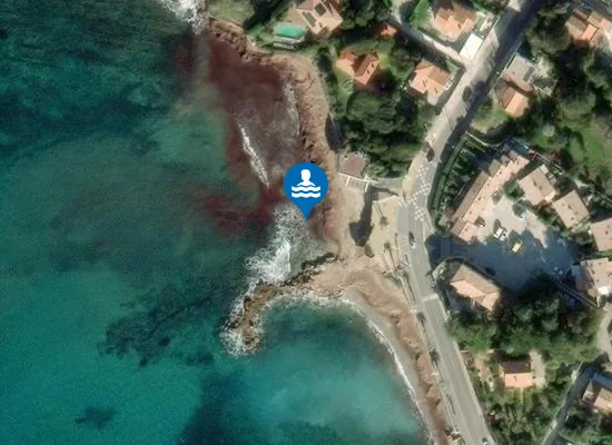Satellite image of PLAGE LA GARONNE