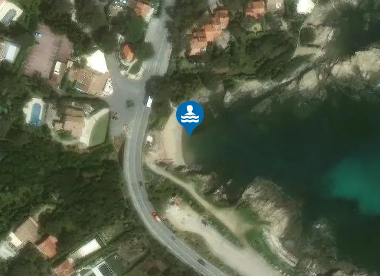 Satellite image of LES ISSAMBRES TARDIEU