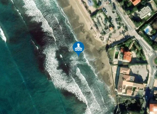 Satellite image of PLAGE LES LECQUES ST-COME EST