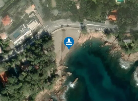 Satellite image of BOULOURIS