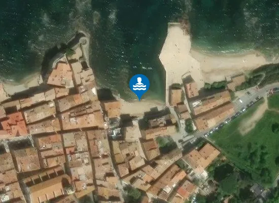 Satellite image of LA PONCHE