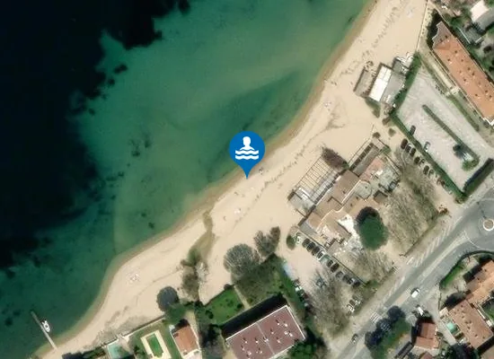 Satellite image of PLAGE LA BOUILLABAISSE