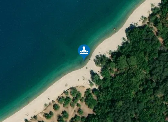 Satellite image of LES RUISSES