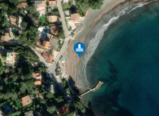Satellite image of PLAGE DE FABREGAS
