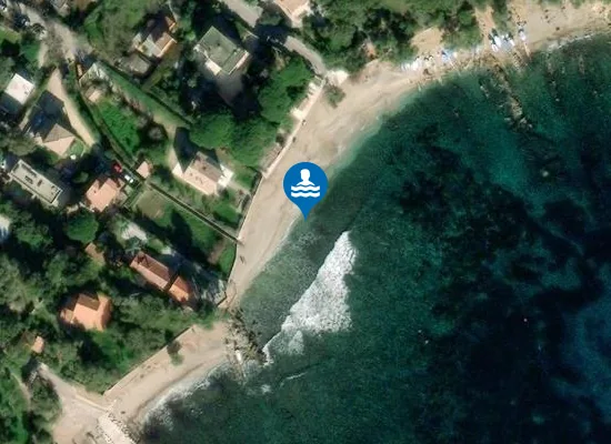 Satellite image of PLAGE DE LA VERNE