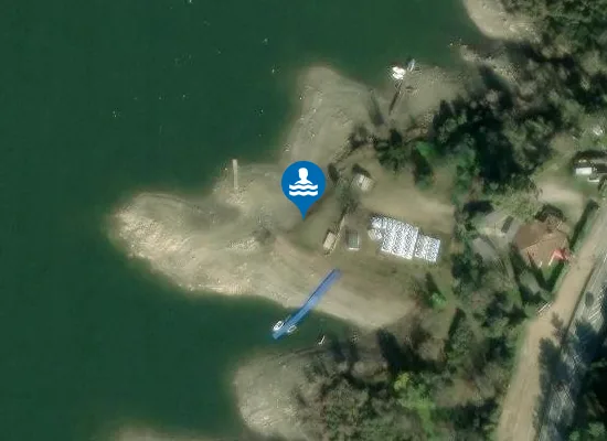 Satellite image of CHEZ PIERRE