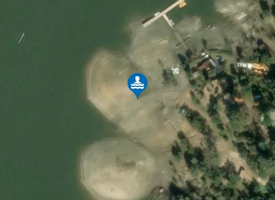 Satellite image of MAISON DU LAC