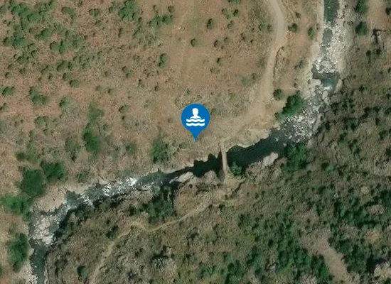 Satellite image of PONT GENOIS