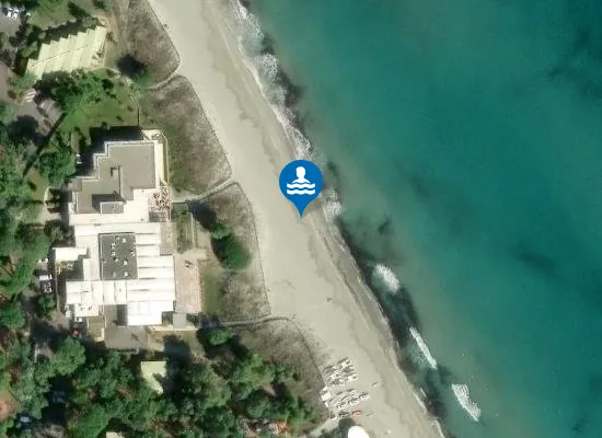 Satellite image of CLUB DE LA MARANA