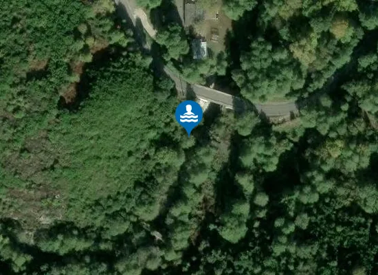 Satellite image of PONT GENOIS