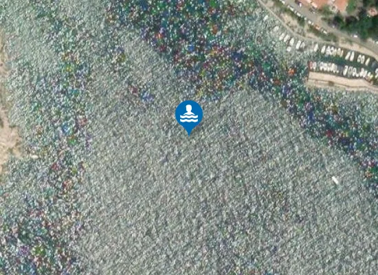 Satellite image of KACJAK ISTOK BETONIRANI PLATO