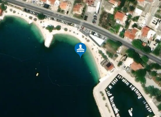 Satellite image of DUGI RAT PLAZA