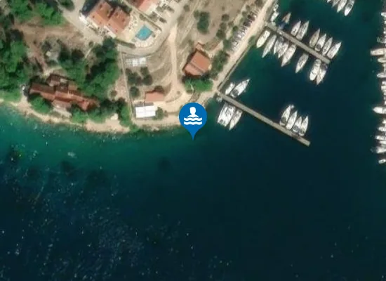 Satellite image of VLASKA