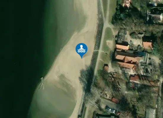 Satellite image of DUNA FOLYO BAL PART GOD FELSOGODI STRAND