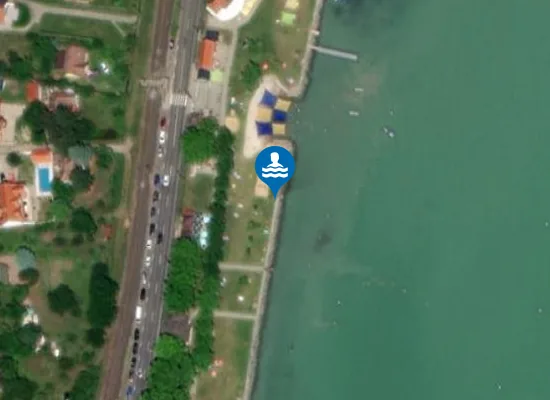 Satellite image of BALATON BADACSONYTOMAJ VAROSI STRAND