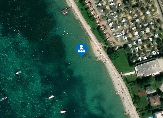 Satellite image of LUNGOLAGO CIPRIANI