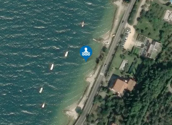 Satellite image of PIAGHEN SUD