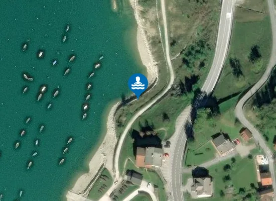 Satellite image of POIATTE