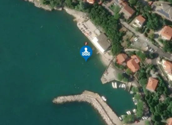 Satellite image of DUINO - DAMA BIANCA