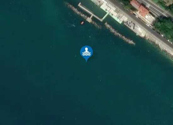 Satellite image of TRA IL BAGNO STICCO E MILITARE