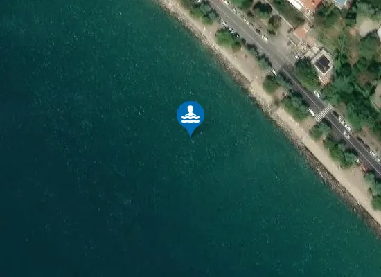 Satellite image of BARCOLA - FRONTE IL BAR `CALIFORNIA INN`