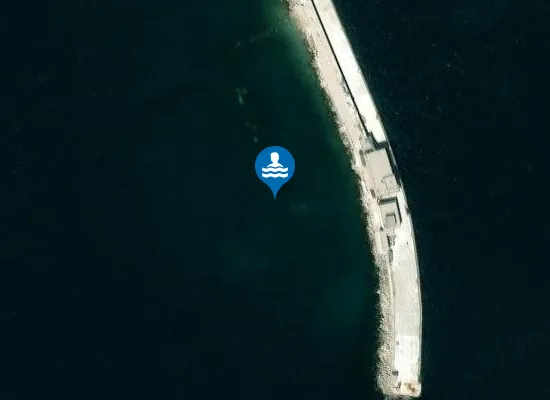 Satellite image of DIGA FORANEA DEL PORTO FRANCO VECCHIO DI TRIESTE - DIGA VECCHIA SUD