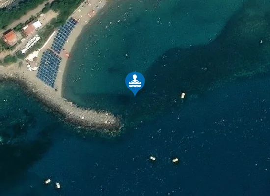 Satellite image of PENNELLO LUNGOMARE