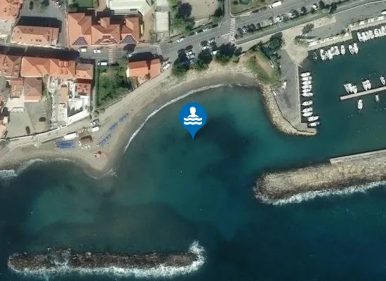 Satellite image of L'ANCORA