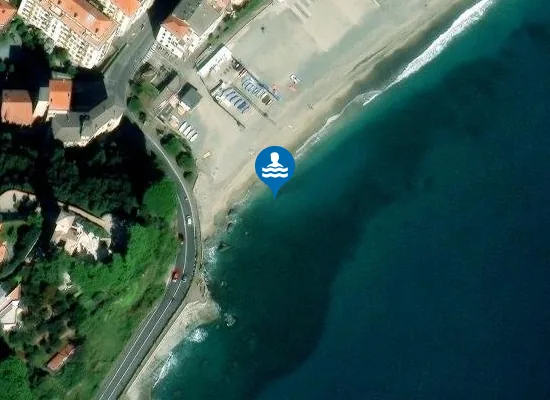 Satellite image of CELLE OVEST