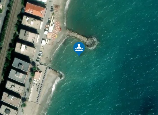 Satellite image of ZONA CIVICO 105