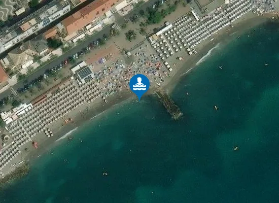Satellite image of MONUMENTO AI CADUTI