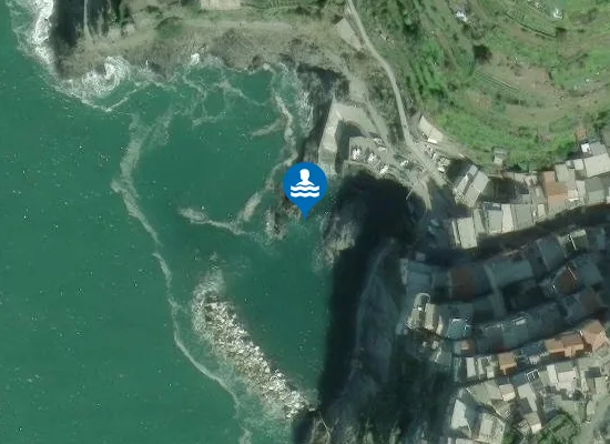 Satellite image of MANAROLA LO SCALO