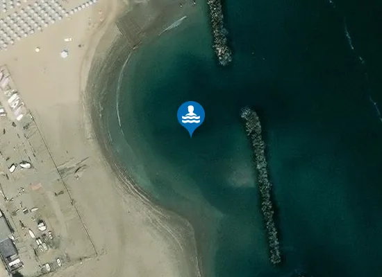 Satellite image of LIDO DI CLASSE - 100 M N FOCE FIUME SAVIO