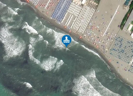 Satellite image of MARINA DI CARRARA CENTRO