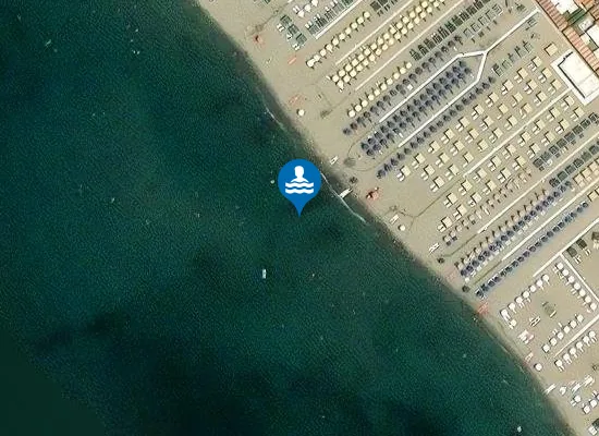 Satellite image of FORTE DEI MARMI - PONTILE