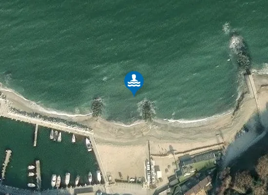 Satellite image of VALLUGOLA