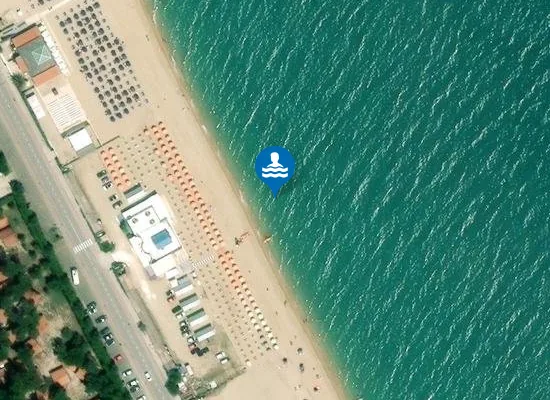 Satellite image of 350 M SUD PUNTO 67