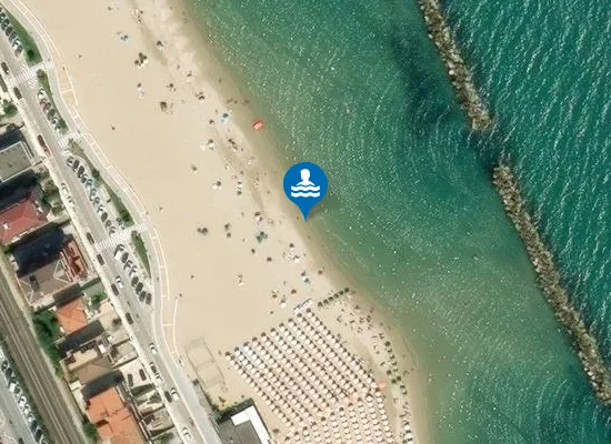 Satellite image of VIALE IV NOVEMBRE NUMERO CIVICO 138