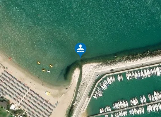 Satellite image of IN DIREZIONE FOSSO CASTELLARO