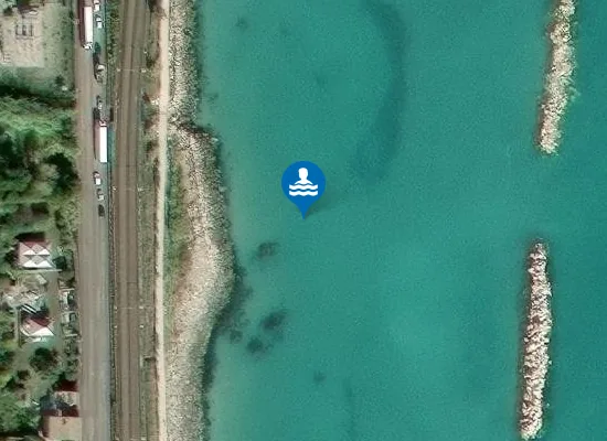 Satellite image of 100 M SUD SCARICO CENTRALE ENEL