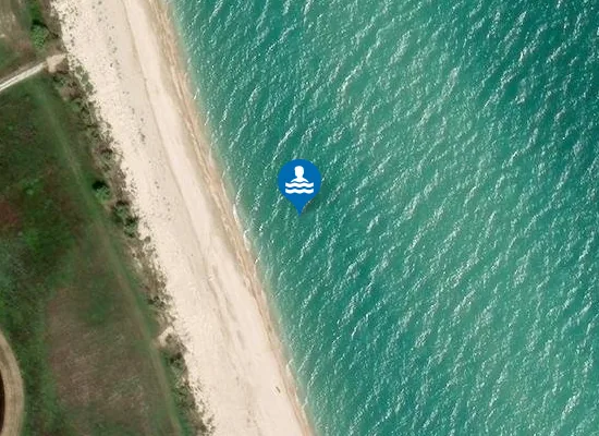 Satellite image of 700 M SUD FOCE FIUME CHIENTI