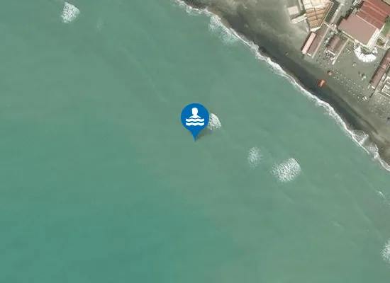 Satellite image of 2000 MT DX CANALE DEI PESCATORI